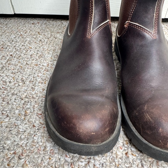 Blundstone Dark Brown Chelsea Pull-On Boots